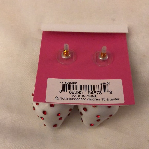 Betsey Johnson White Resin Strawberry Drop Earrings Red Crystal & Faux Pearl NWT - Picture 11 of 12